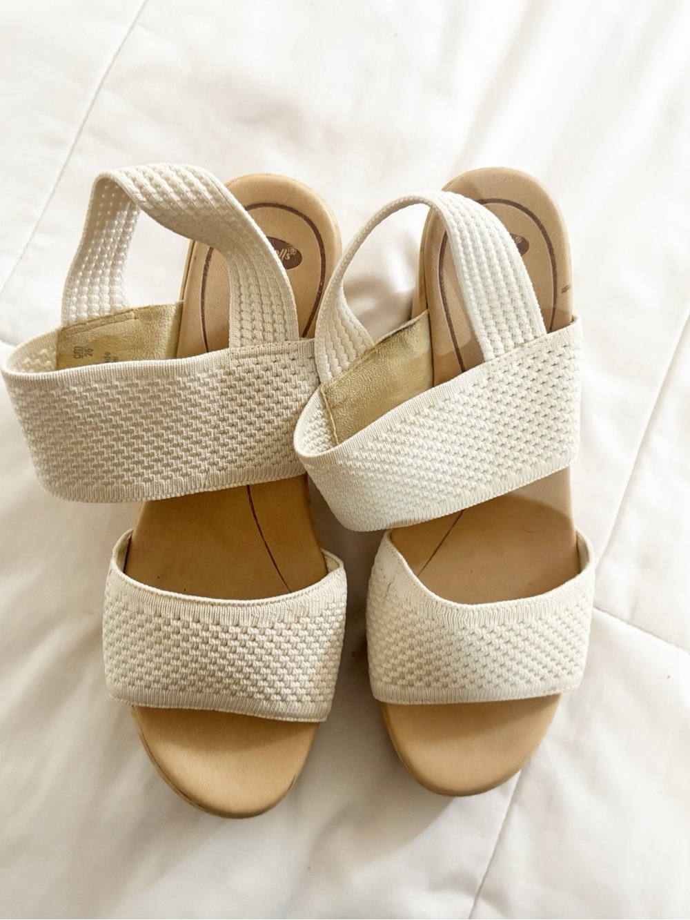 Dr. Scholl's Cream Elastic Strap Sandals - Women